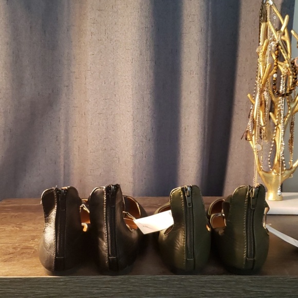 Pointed Toe Ballerina Flats - Picture 3 of 4